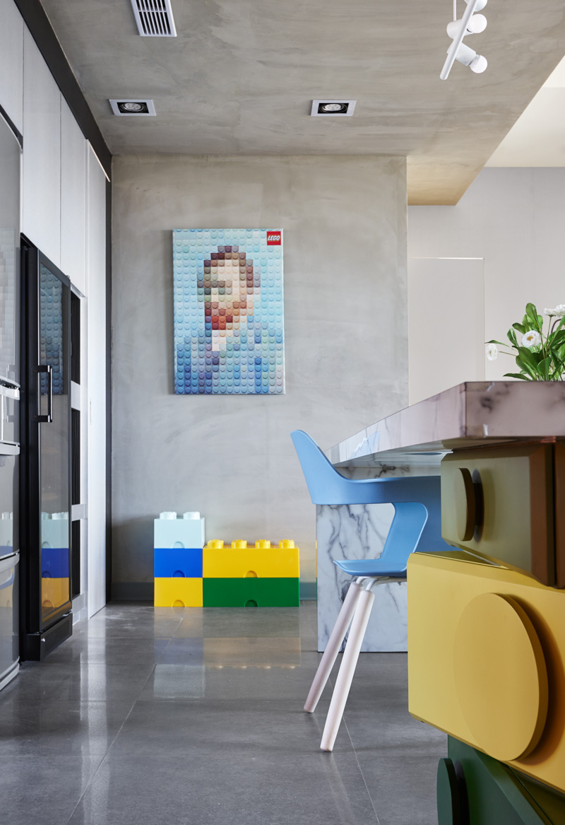 maison-lego-idée-décoration-autoportrait-van-gogh-pièces-lego