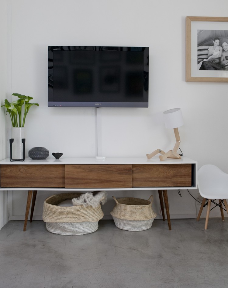 meuble tv scandinave -blanc-bois-tiroirs-pietement-apparent-bois