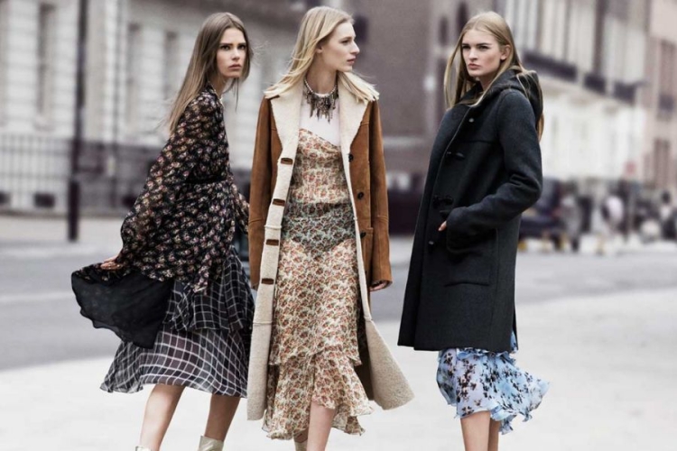 mode-femme-hiver-2015-2016-robes-motifs-manteaux