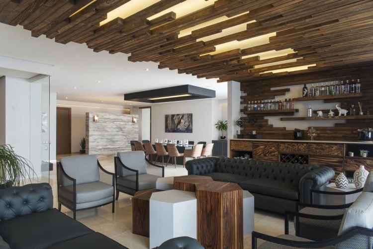 plafond bois design lumineux led-salon-salle-manger-appartement-design