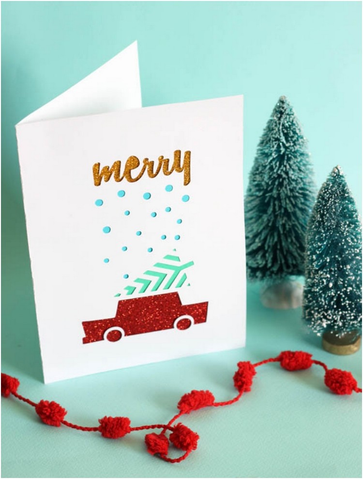 carte de vœux Noël diy-motif-voiture-pailletee-sapin-neige