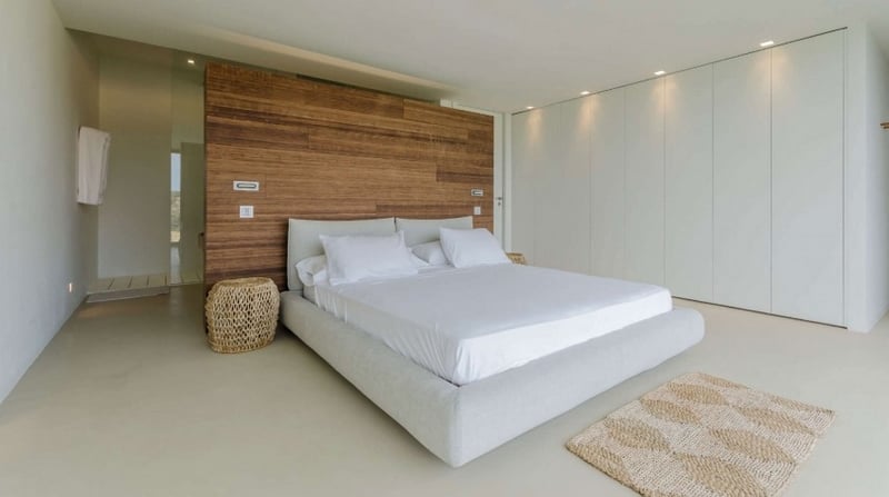 chambre coucher blanc bois armoires encastrées Villa Majesty