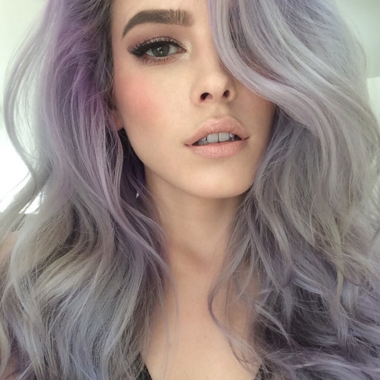 cheveux gris lilas pastel mèches nuancées- mode 2016 fashion