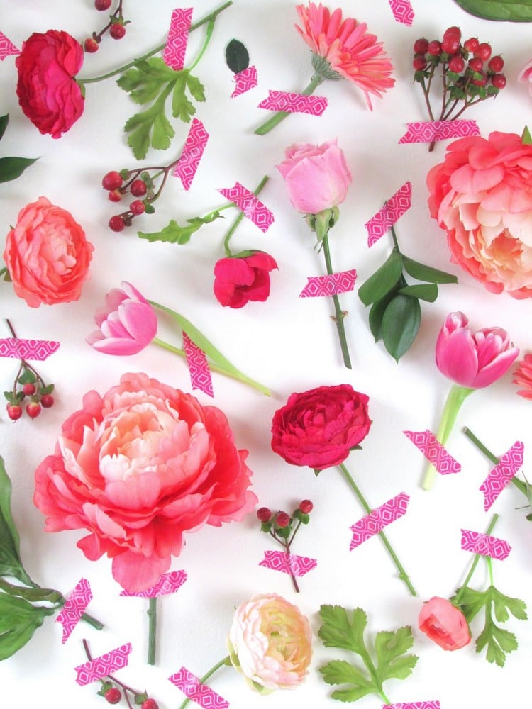 décoration saint valentin DIY-deco-florale-fleurs-rose-bandes-washi-tape