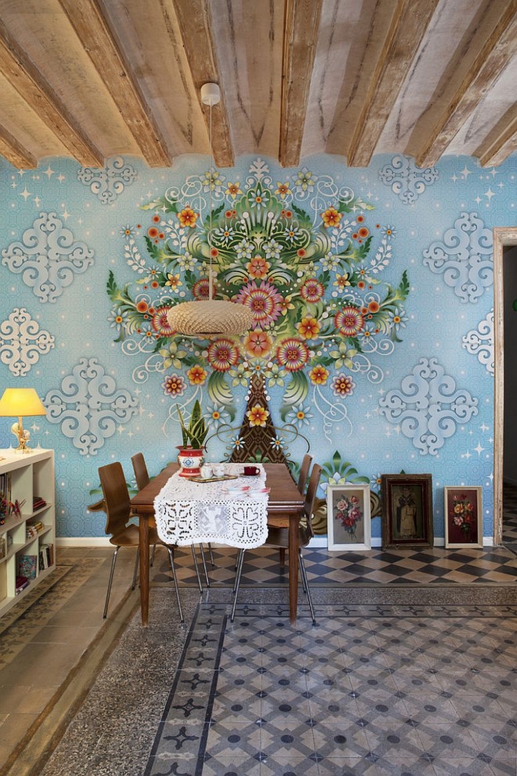 décoration salle à manger papier-peint-bleu-ciel-carrelage