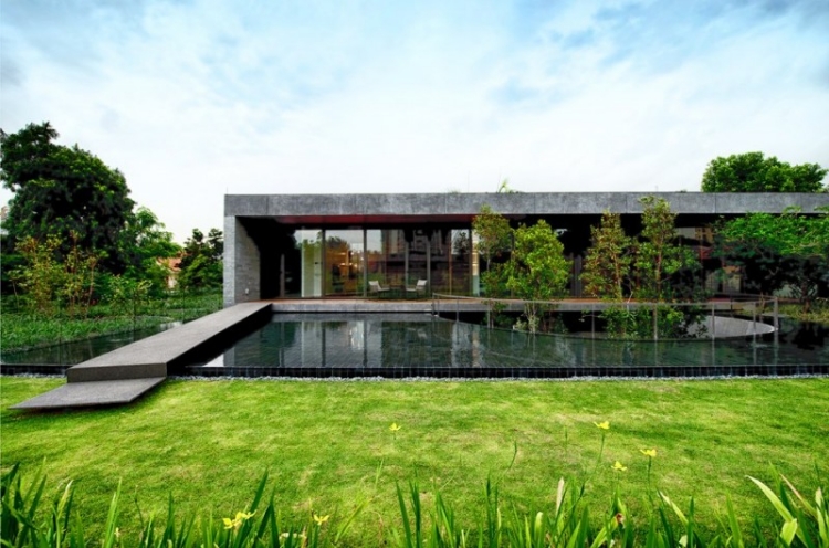 lambris-bois-plafond-façade-wall-house-jardin