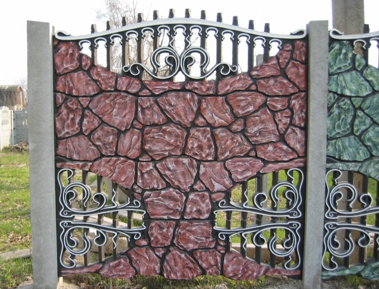 palissade-bois-clôture-béton-décoré-original-idées-conseils