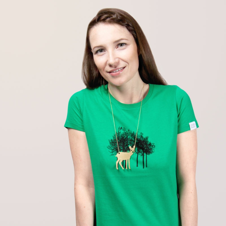 t-shirt-originaux-bijoux-assortie-biche-forêt