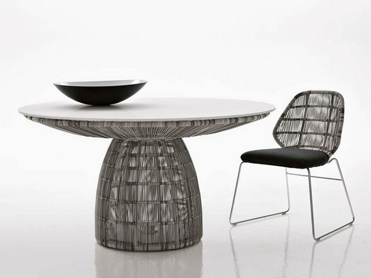 table d’extérieur –design-ronde-plateau-blanc-pied-central-CRINOLINE-B&B Italia-Outdoor