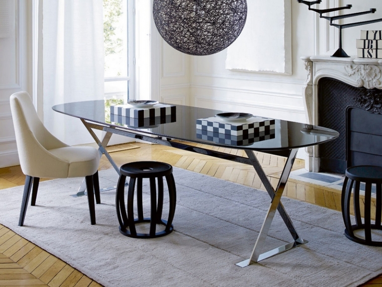 table-salle-manger-design-B&B-Italia-collection-Maxalto-Pathos