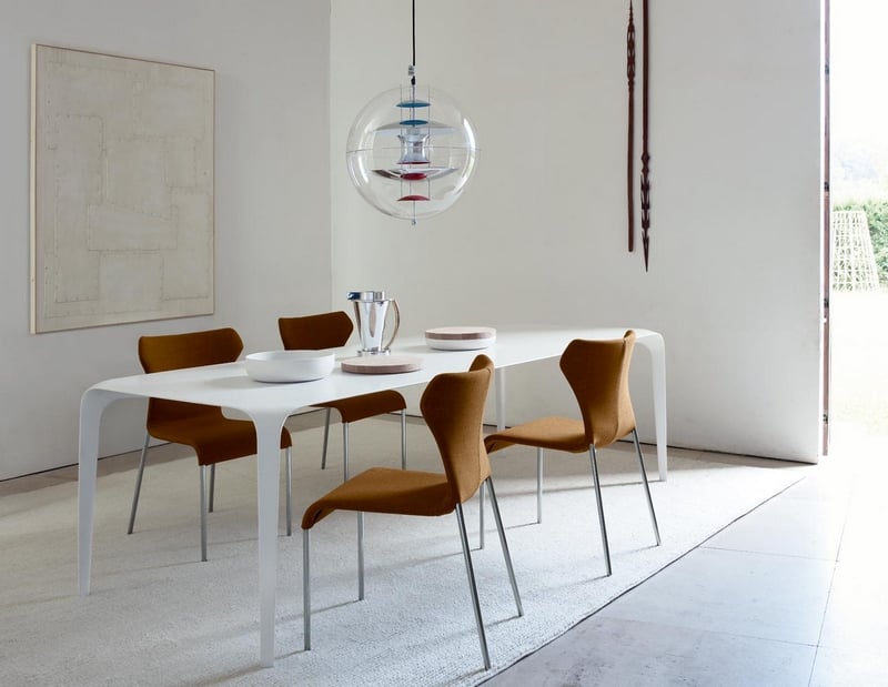 table-salle-manger-design-italien-BEB-Italia-suspension-futuriste