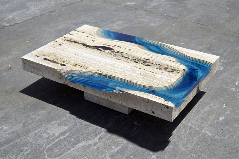tables basses design travertin résine bleue projet La Table