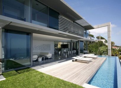 terrasse-moderne bois piscine débordement Cape Town Infinity Pool