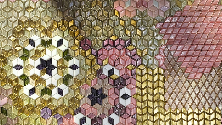 carrelage mosaique verre Sicis-tesselles-formes-variées-formant-motifs