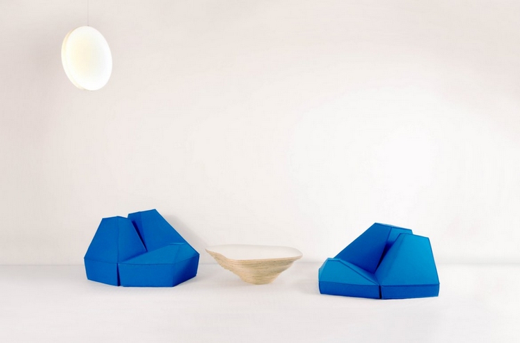 coussins de sol composables en formes géométriques forme fauteuils bleus