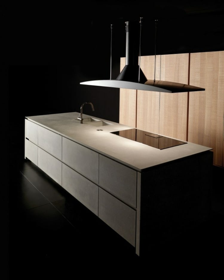 cuisine-design-italienne-éclairage-led-suspension-design-sol-noir