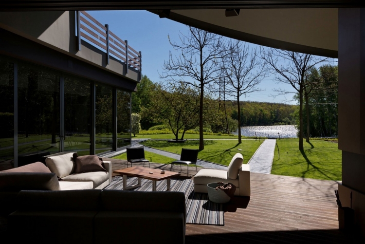 jardin et terrasse -composite-salon-jardin-moderne-vue-jardin
