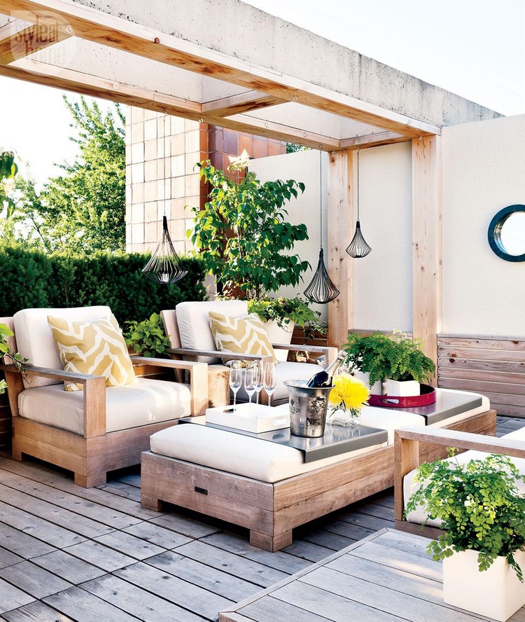 jardin sur le toit –terrasse-brise-vue-haie-vive-mobilier-bois-massif