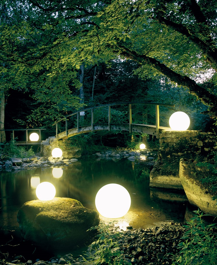 jardins-aquatiques-bassins-carpes-koi-idées-éclairage-déco
