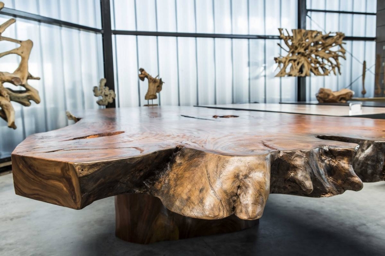 meubles-bois-massif-fossilisé-table-bois-silisifié-imperfections-apparentes