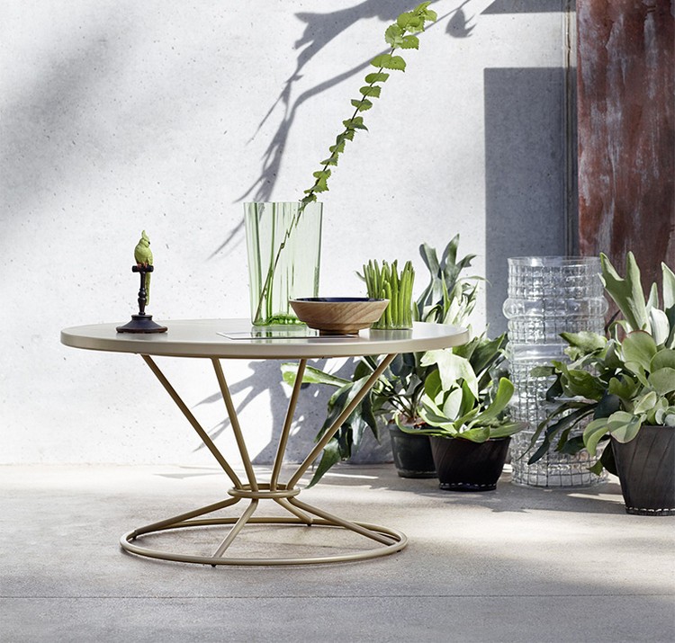 mobilier de jardin design -table-appoint-ronde-alu-acier-inox