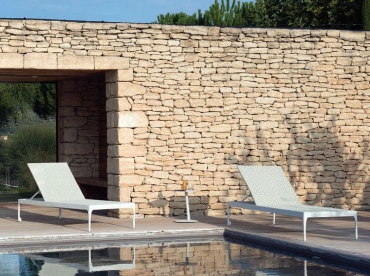 salon de jardin moderne -ethimo-infinity-bains-soleil-resine