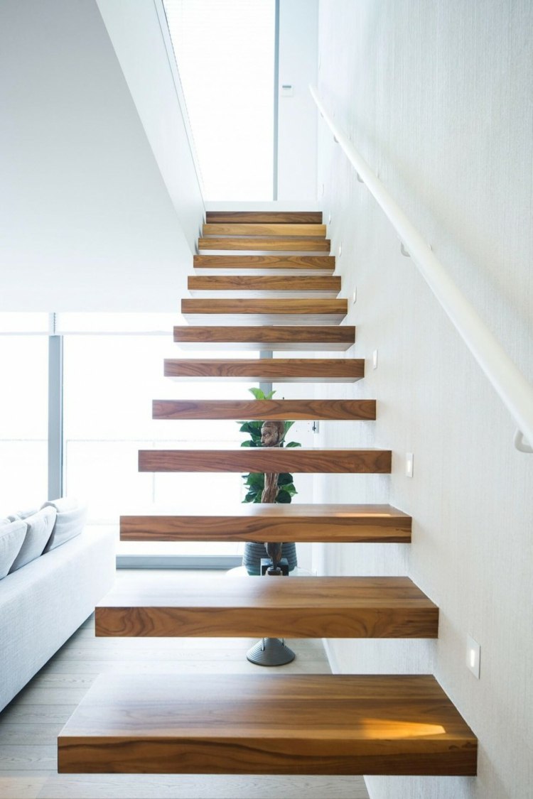 canapé-blanc-modulable-escalier-suspendu-bois-massif-rampe-blanc