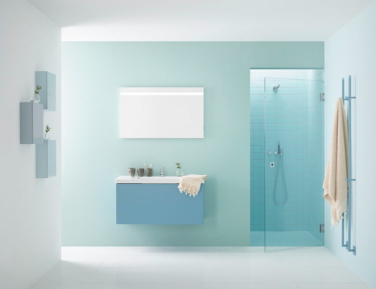 carrelage salle de bain bleu vert-pâle-peinture-menthe-miroir-lumineux