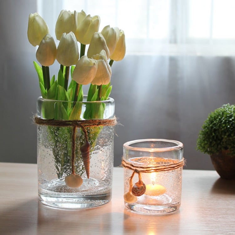 décoration vase en verre printanière verre bulles oxygène tulipes blanches