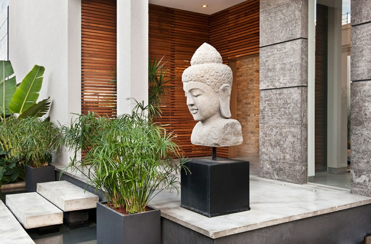jardin-asiatique-statue-bouddha-pierre-blonde-terrasse-assortie