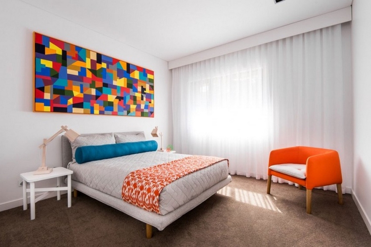 meubles bois modernes tableau-abstrait-multicolore-chambre-ado-maison-architecte