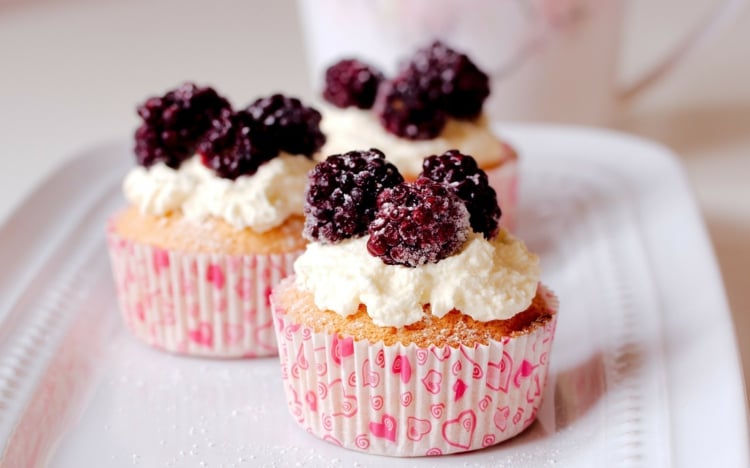 recette de cupcakes végétaliens vanille-glaçage-vegan-framboises