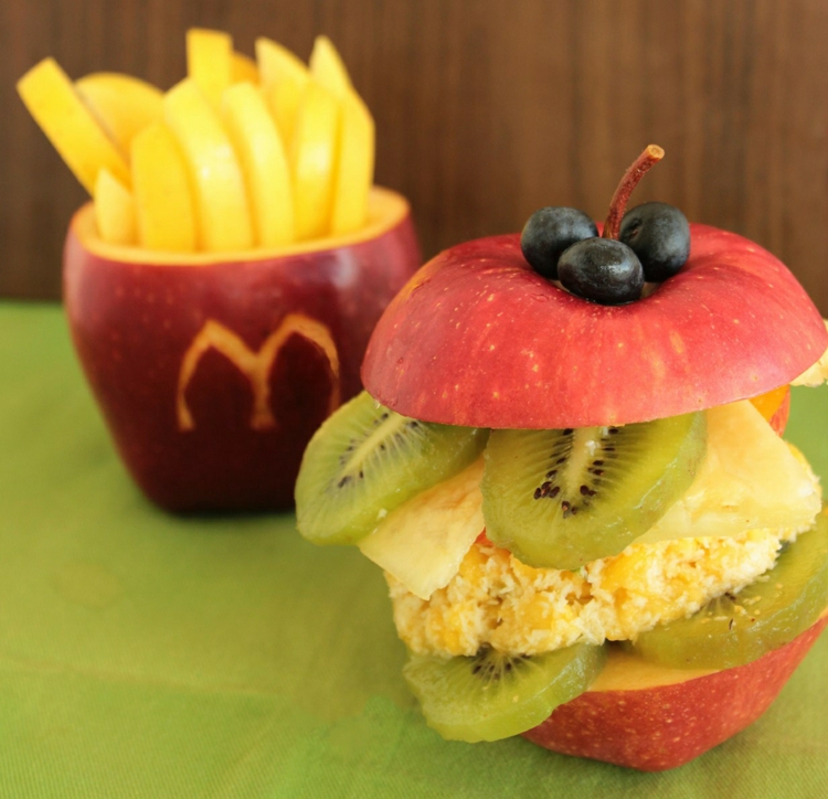salade-fruits-originale-anniversaire enfant McDonalds pommes frites et hamburger