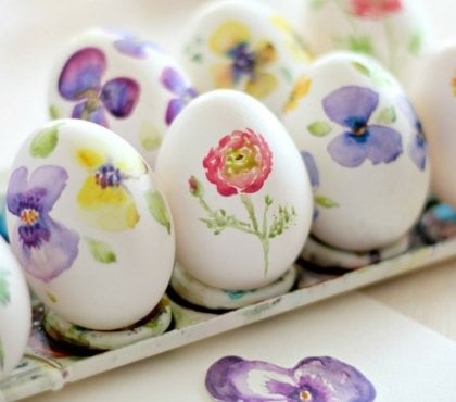 œufs de Pâques décorés -aquarelle-déco-romantique-motifs-floraux