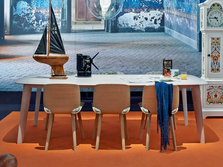 chaises-salle-manger-bois-massif-design-épuré-table