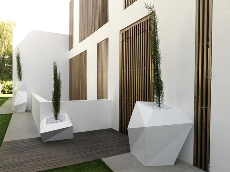 jardinières super originales -design-futuriste-blanc-FAZ-VONDOM