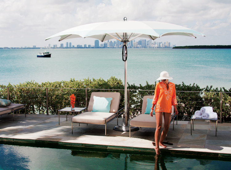 mobilier de jardin design -parasol-blanc-moderne-ocean master-tuuci
