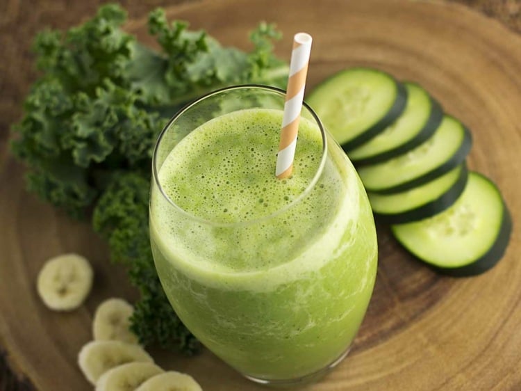 recette de smoothie detox-kale-concombre-banane