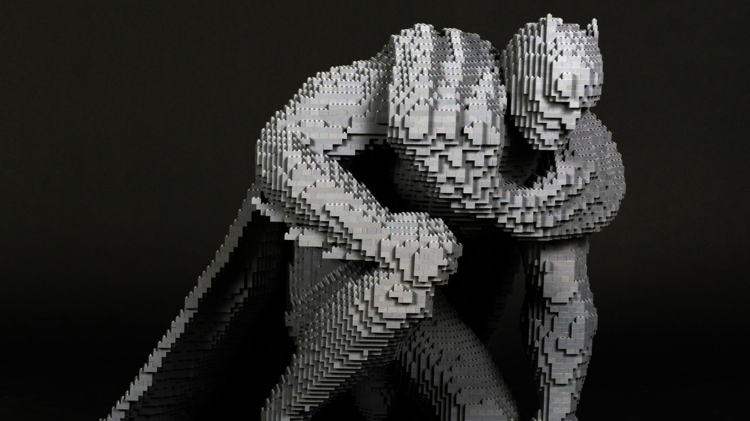 sculpture-Lego-Nathan-Sawaya-figure-Batman-briques-grises