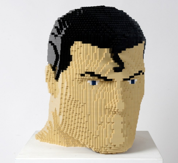 sculpture-Lego-Nathan-Sawaya-tête-superman-Pop-art
