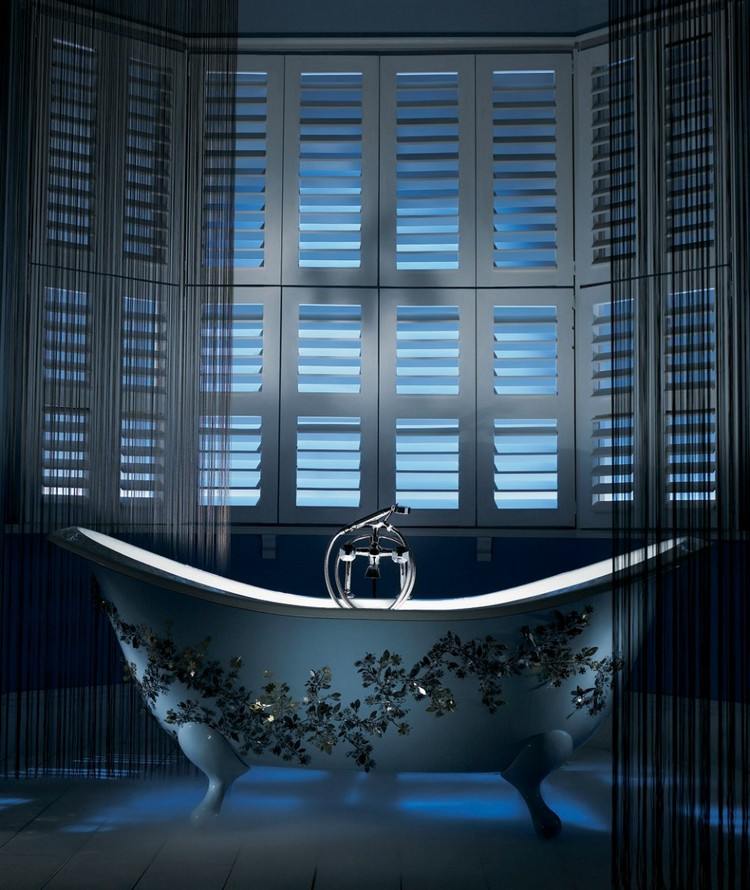 Baignoire patte de lion pour anoblir la salle de bains moderne Baignoires inspiration Rideau