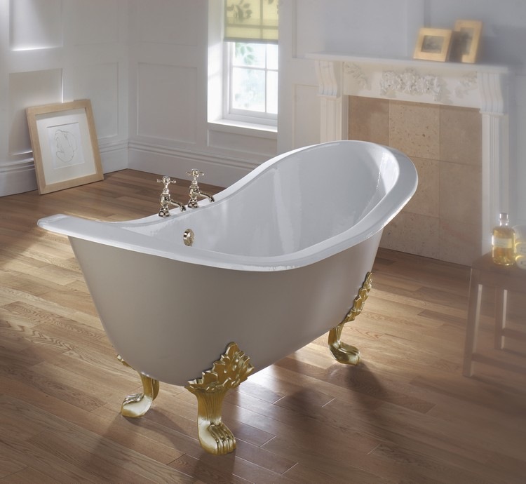 Baignoire patte de lion pour anoblir la salle de bains moderne Décor Baignoires Pieds