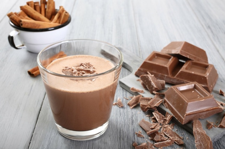chocolat végétalien -tasse-cacao-pincée-cannelle