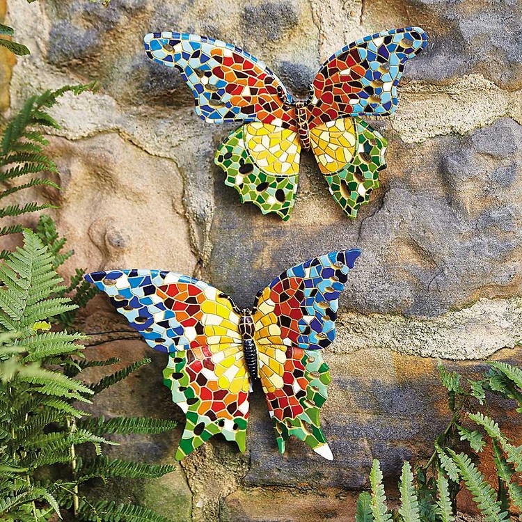 décoration-mur-extérieur-mosaique-patte-verre-papillons