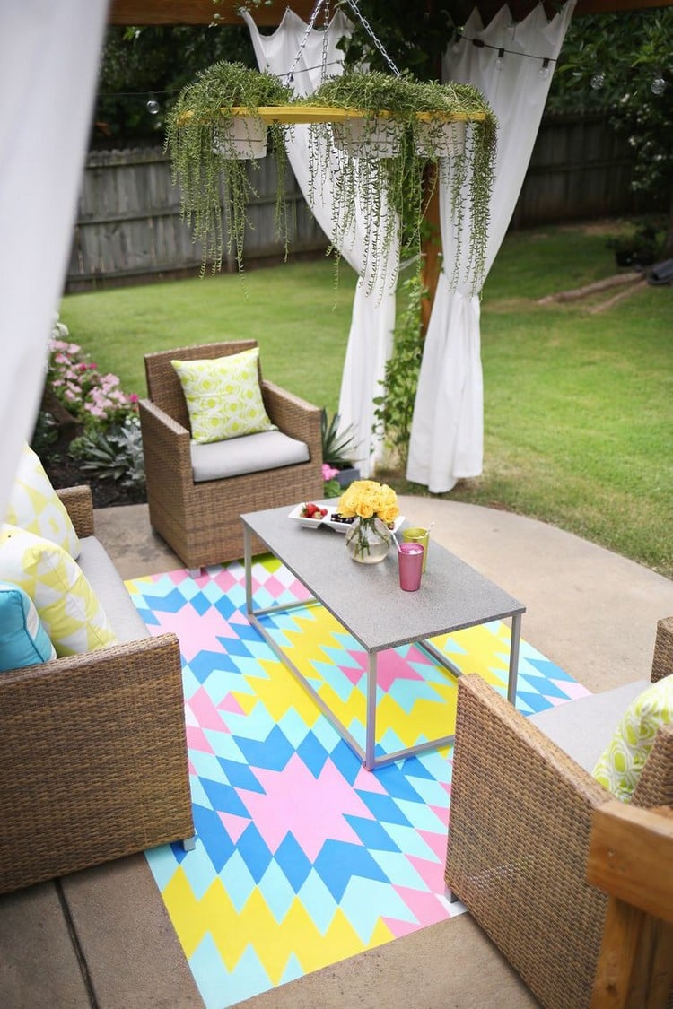 décoration-terrasse-faire-soi-même-tapis-coloré