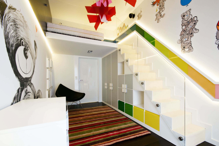 escalier gain de place -blanc-moderne-éclairage-indirect-rangements-chambre-enfant