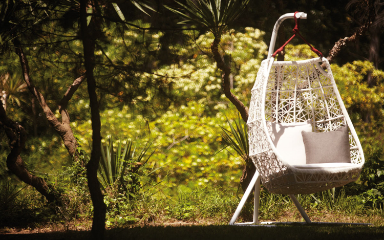 fauteuil de jardin suspendu -fibres-synthétiques-support-métallique-blanc-MAIA-KETTAL