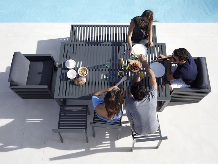 Table et chaise de jardin design 15 idées par les top marques Ensemble table et chaise accoudoir