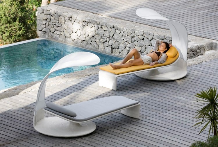 mobilier-piscine-auvent-blanc-laqué-terrasse