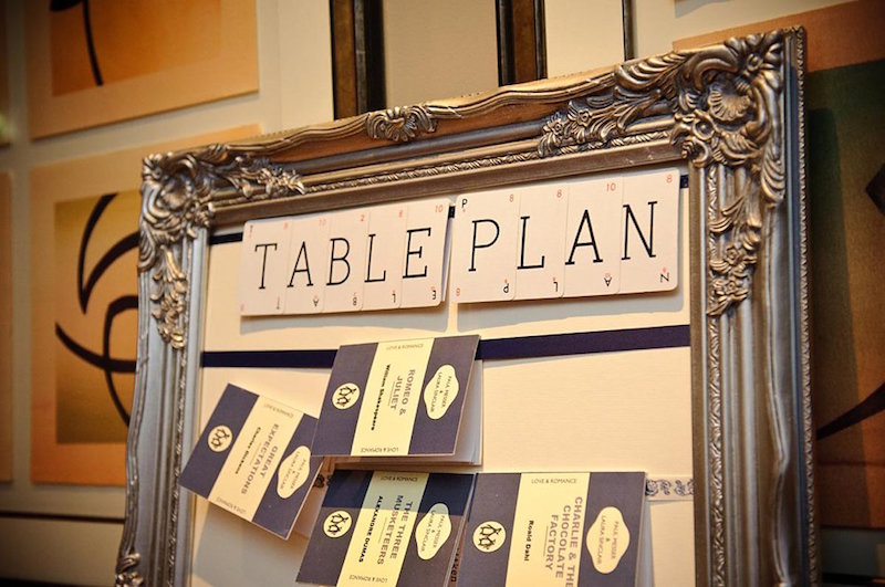 plan-table-mariage-original-grand-cadre-richement-orné